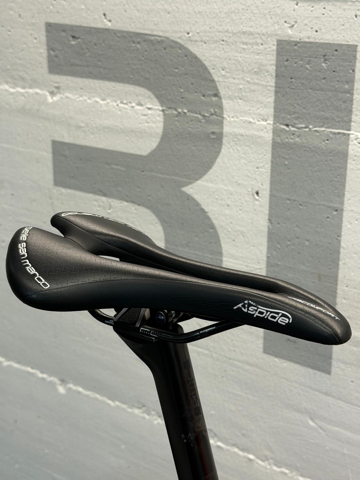 Bicicletta Bmc Roadmachine Five