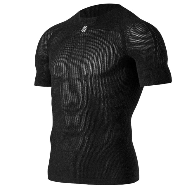 Dettaglio del tessuto DryWeave con fibre d'argento della maglia Silverskin Primo, per massima traspirabilità.