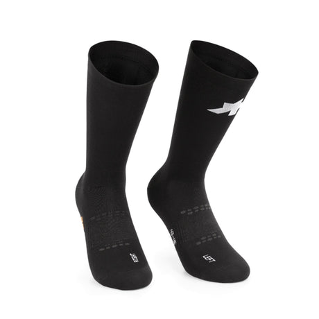 Calze Assos RS Socks S11 con filato all'argento e altezza 19 cm.