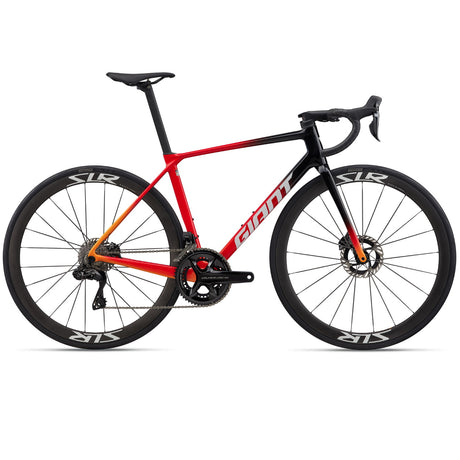 Bici da corsa Giant TCR Advanced Pro Dura Ace sistema integrato e cambio elettronico.