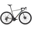 Bici da corsa Giant TCR Advanced SL 1 AXS dettaglio telaio in carbonio e cambio elettronico.