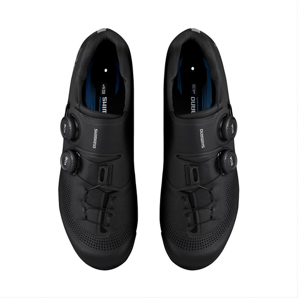 Scarpe Shimano RC703 dettaglio chiusura BOA e suola carbonio 