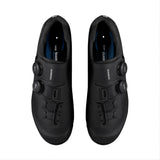 Scarpe Shimano RC703 dettaglio chiusura BOA e suola carbonio 